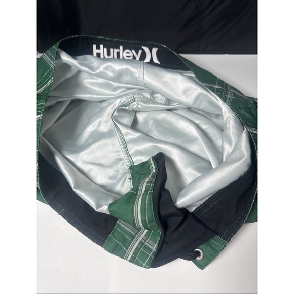 Hurley Green Plaid Swim Trunks Size 36 - Picture 10 of 15